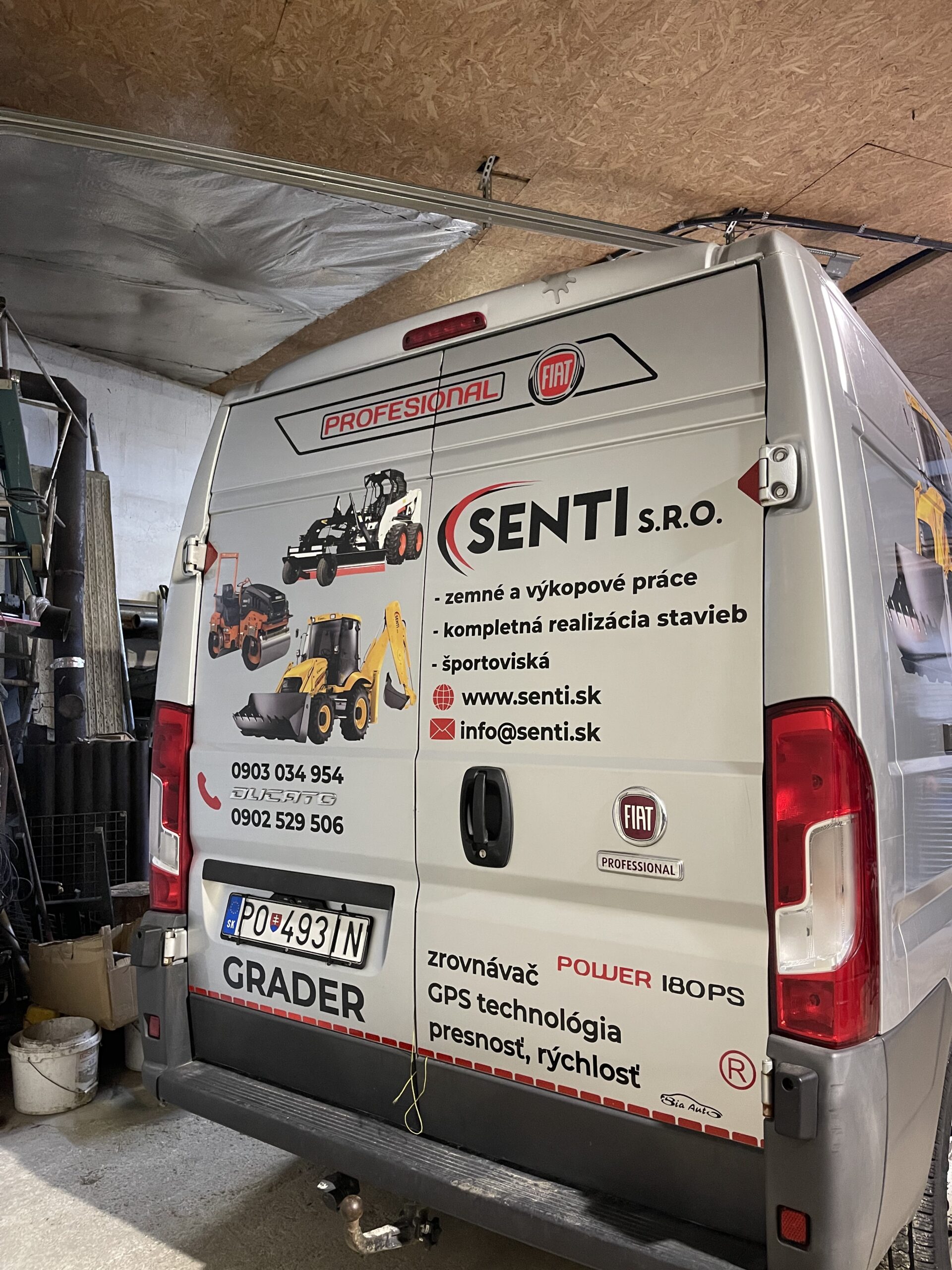 Reklama na auto
